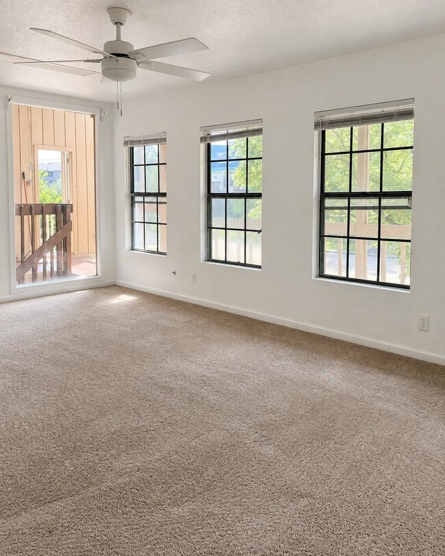 Building Photo - 2603 Lazy Lake Dr
