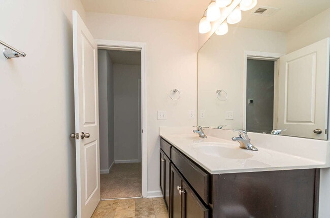 Building Photo - Stunning Four-Bedroom Home in Wendell