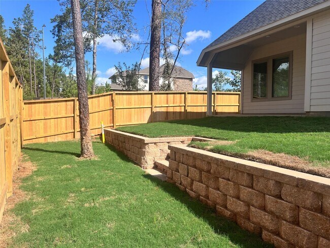 Building Photo - 288 Mallorn Ln