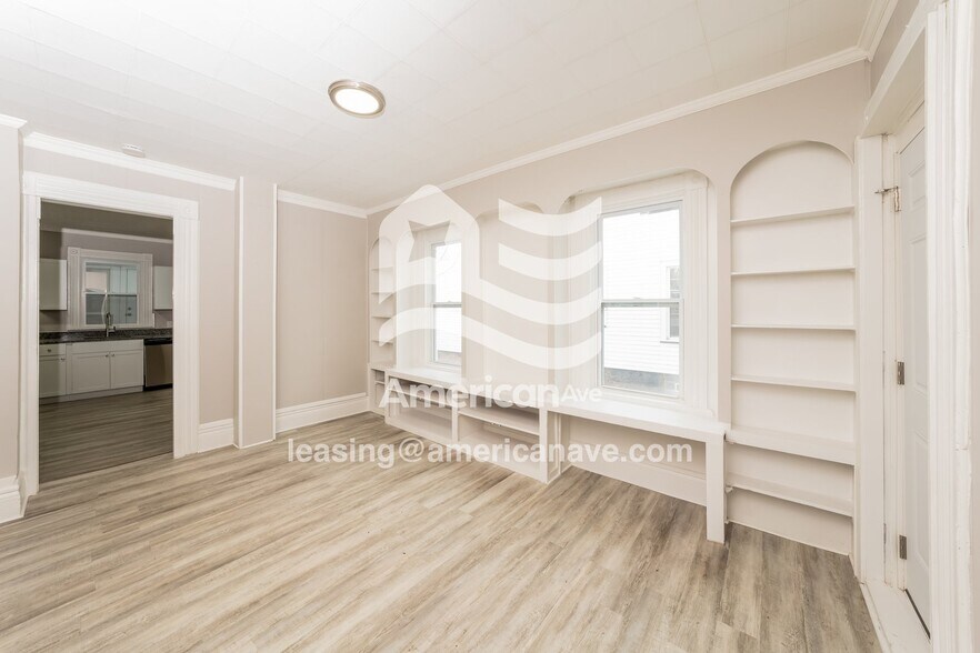 Building Photo - 308 Ave B