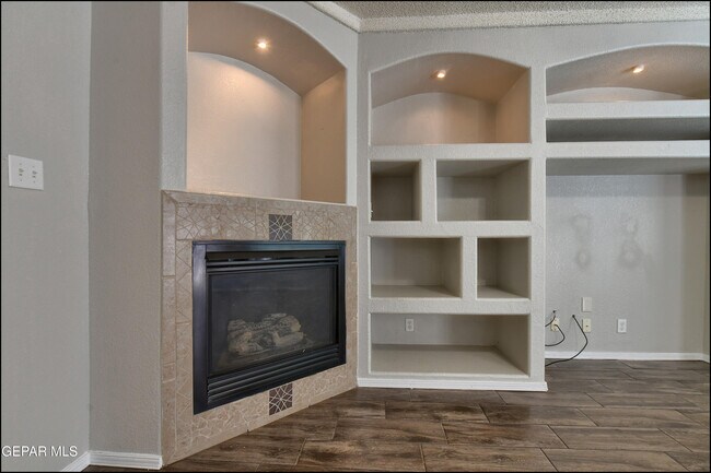 Building Photo - 3057 Tierra Mina Dr