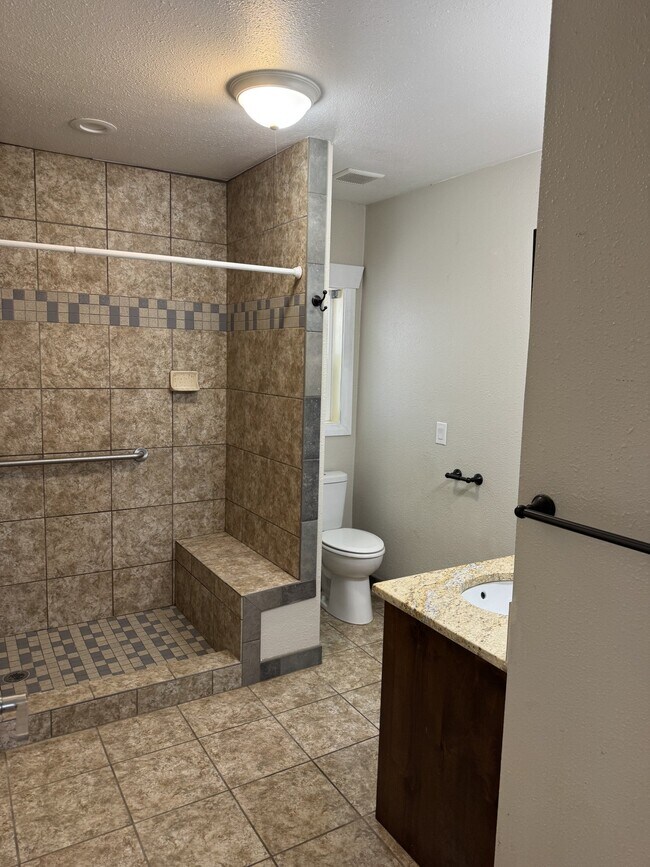 Building Photo - 2789 N 1600 E
