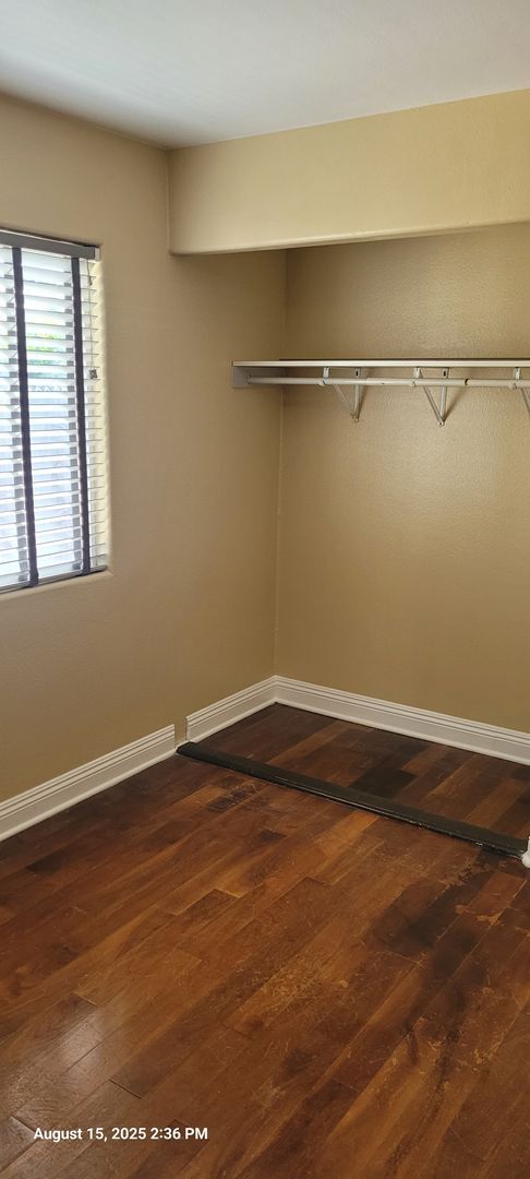 Building Photo - Centrally located gem in Chula Vista