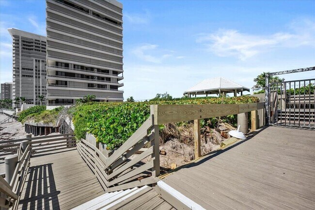 Building Photo - 5280 N Ocean Dr