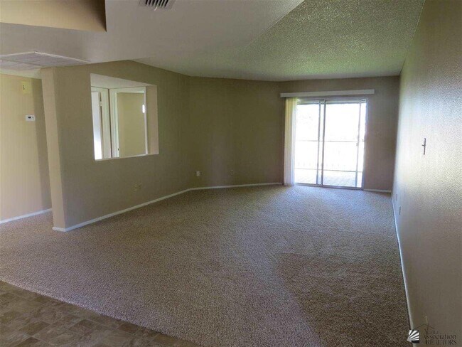 Building Photo - 10642 S Camino Del Sol