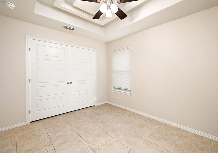 Building Photo - 2208 Taxco Ct