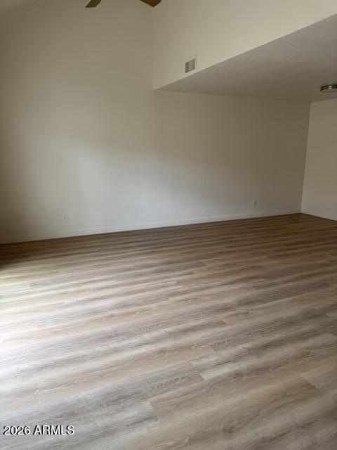 Building Photo - 1818 S River Dr