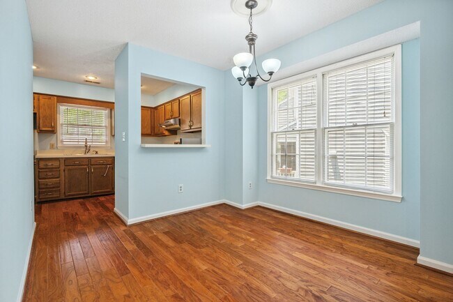 Building Photo - 128 Shady Spring Pl
