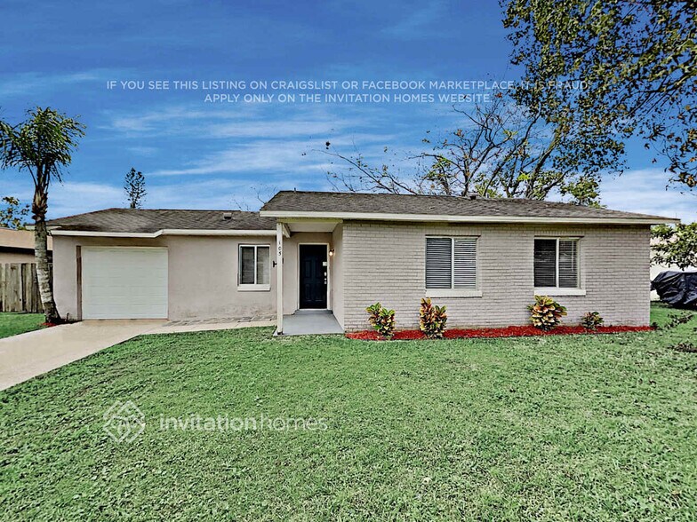 Primary Photo - 105 Lake Ada Cir