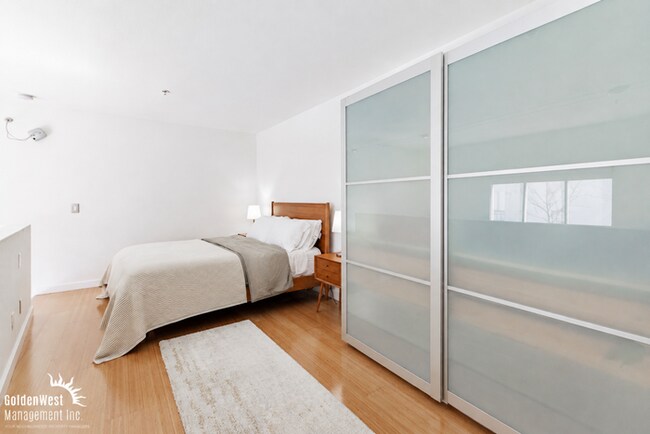 Building Photo - Modern 1Bdm 1Ba Unfurnished Loft-Style Home with Open Concept Living!