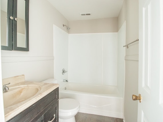 Building Photo - 1315 27th St N