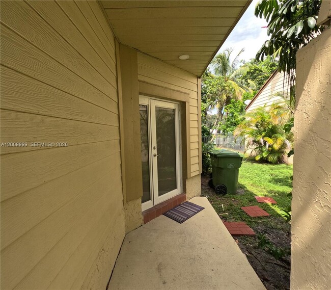 Building Photo - 1211 SW 84th Terrace