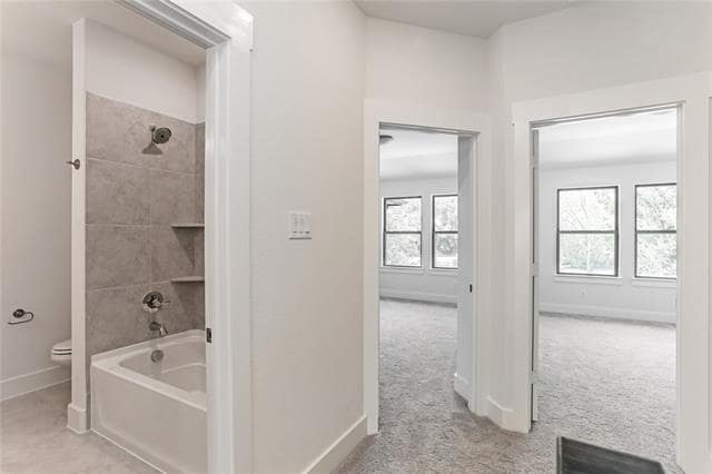Building Photo - 7725 Reis Ln