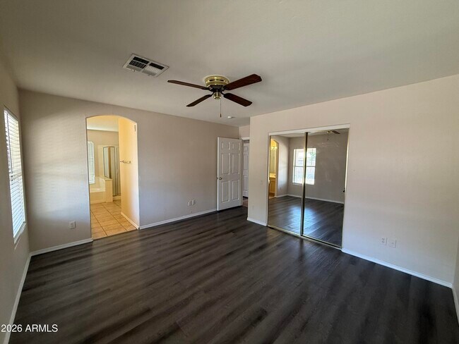 Building Photo - 1413 W Orchid Ln