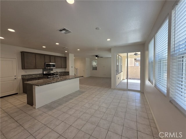 Building Photo - 4898 S Tangerine Way