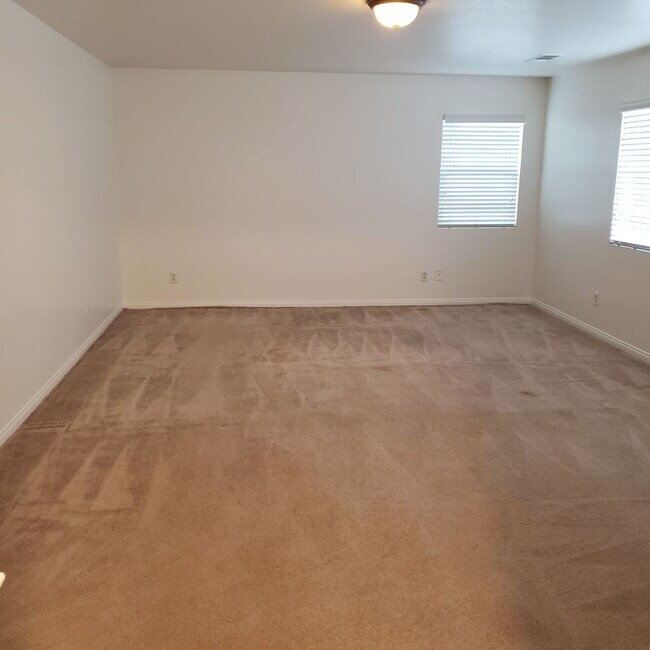 Building Photo - BEAUTIFUL ROSETTA CANYON 45014 Anabel Lane Lake Elsinore