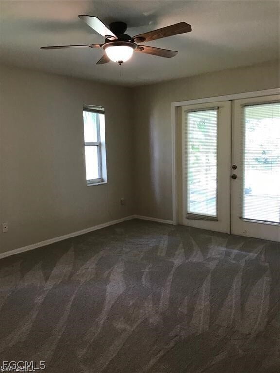 Building Photo - 1139 SW 43rd St