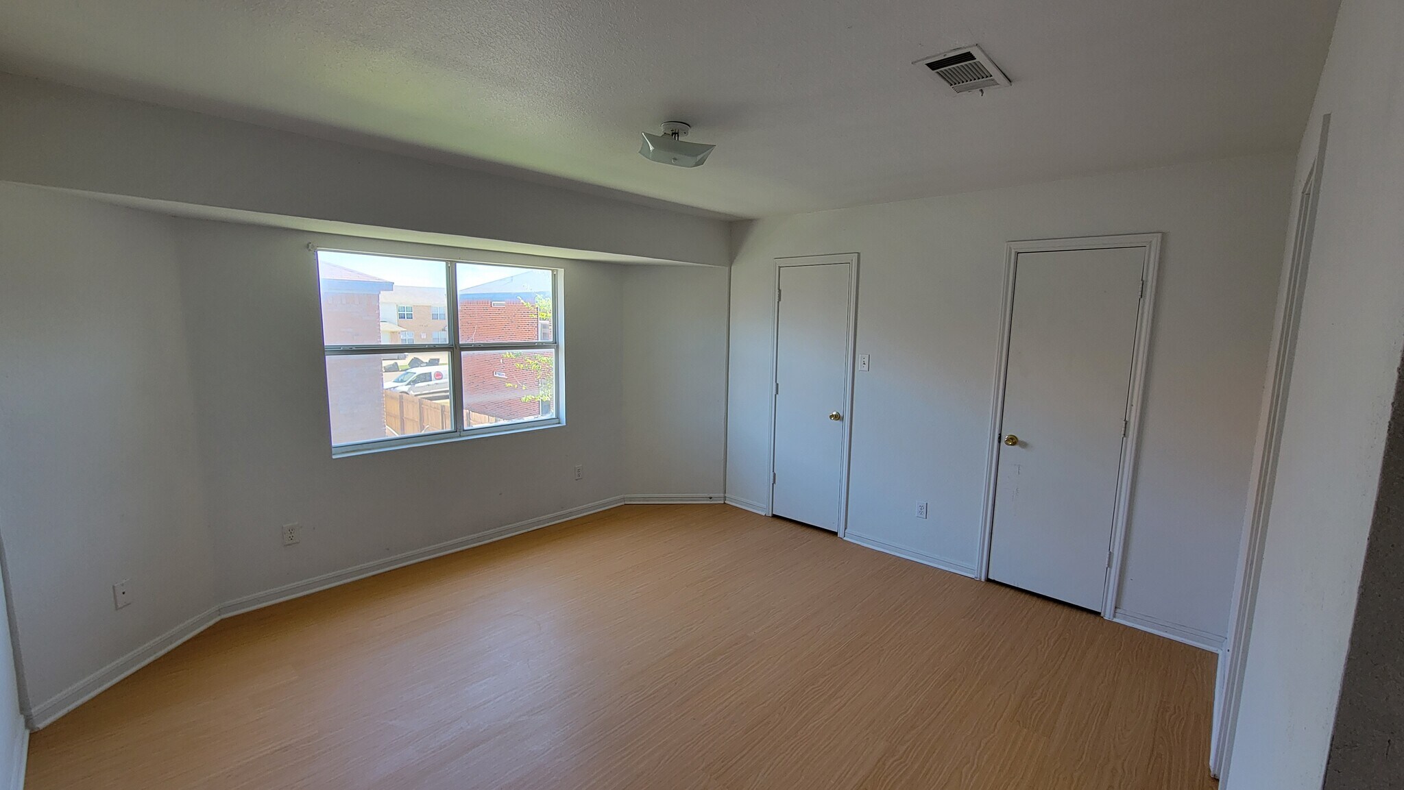 Building Photo - 2810 Cantabrian Dr