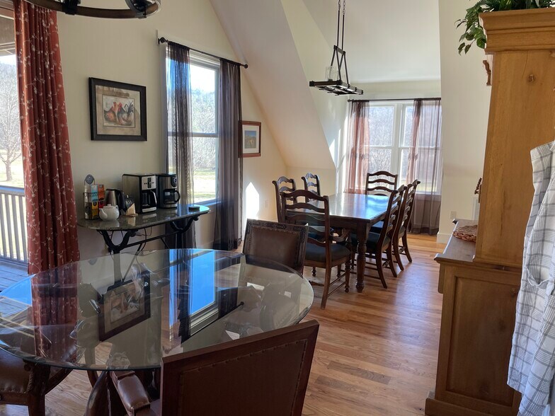 Dining room w/coffee maker and electric kettle - 274 Little River Campground Rd
