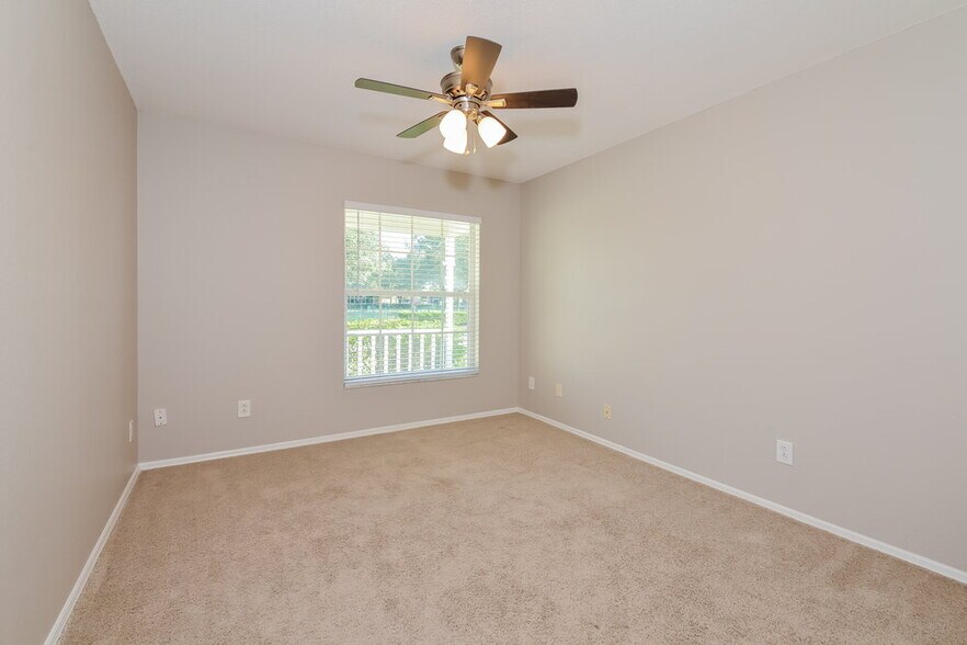 Building Photo - 4042 Banbury Cir