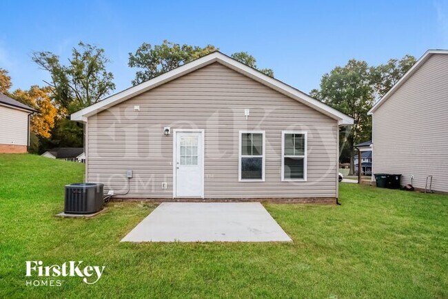 Building Photo - 47 Dulin Dr SW
