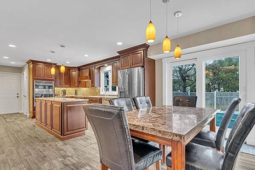 Building Photo - 283 N New Prospect Rd