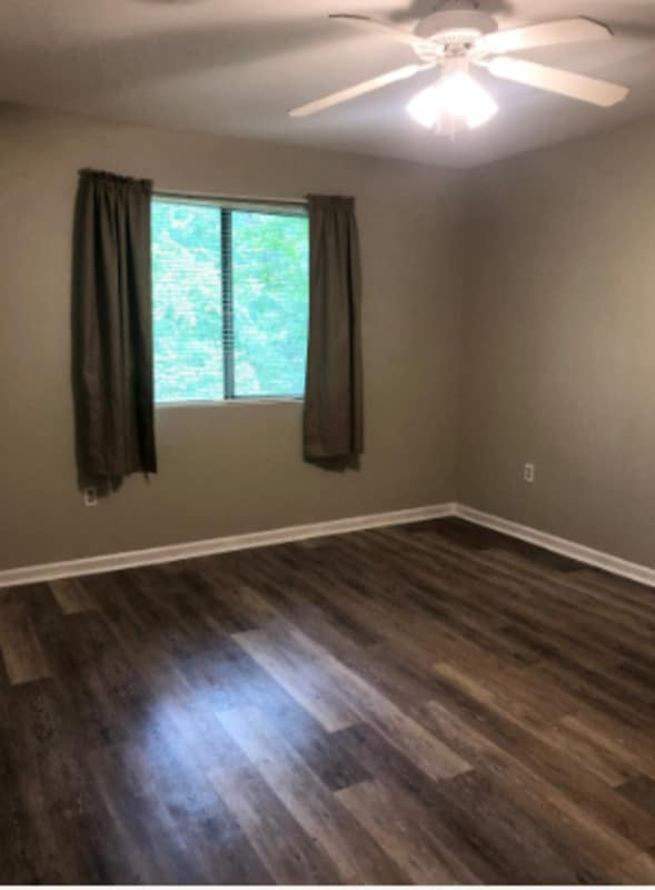 Building Photo - 1722 Hunters Trl