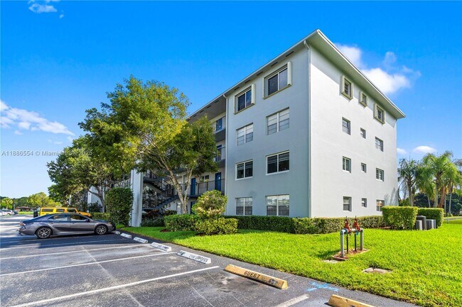 Building Photo - 301 SW 135th Ave