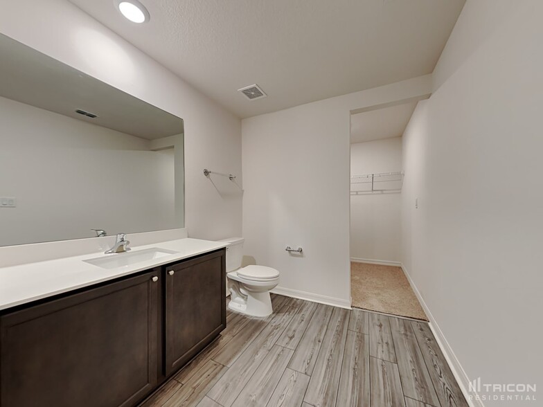 Building Photo - 541 Battersea Ave