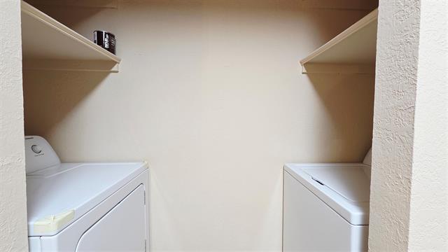 Building Photo - 2400 Jupiter Rd