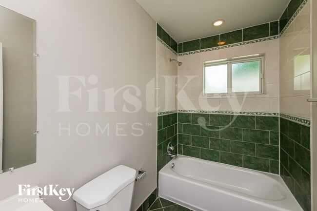 Building Photo - 1128 NW 7th Terrace