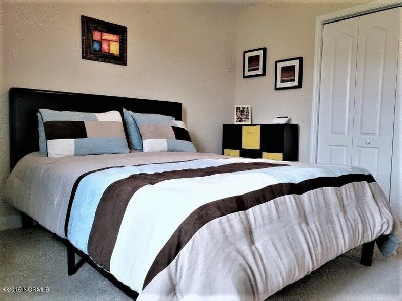 Building Photo - 2037 Willow Stone Ct