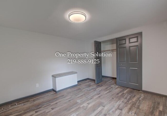 Building Photo - 3133 W 21st Pl