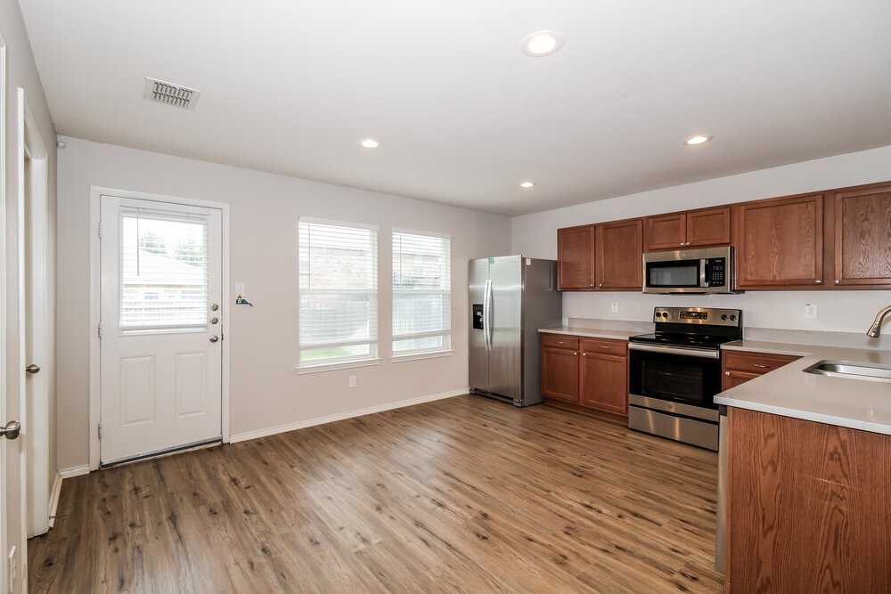 Building Photo - 1844 Thorntree Ln
