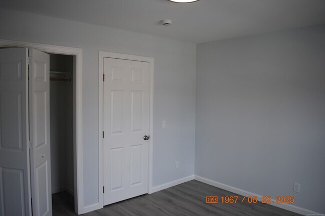Building Photo - 41 Highland Ave