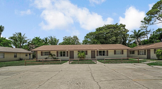 Primary Photo - 732 Neil Rd
