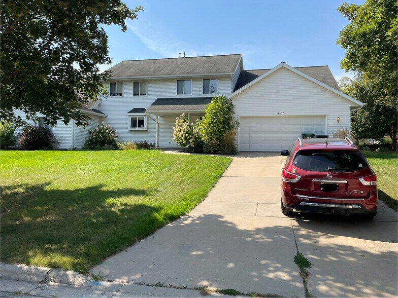 Primary Photo - 1473 Maple Hills Ct