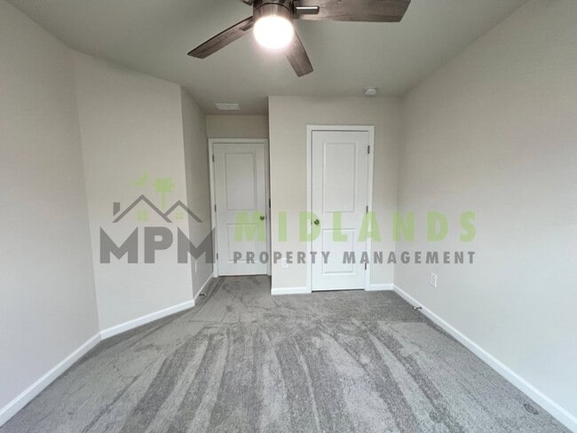 Building Photo - 1221C Champions Rest