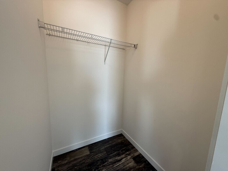 Building Photo - 12491 St Andrew Ct