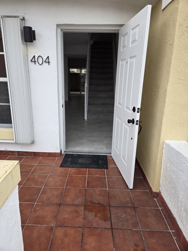 Building Photo - 209 NW 109th Ave