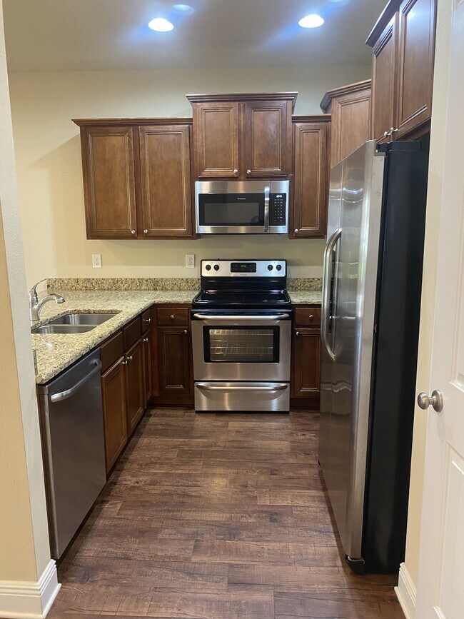 Building Photo - 8733 Brown Pelican Cir