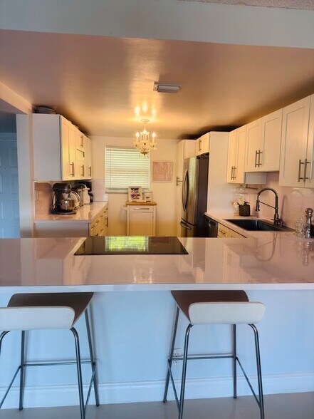 Building Photo - 2850 Forest Hills Blvd