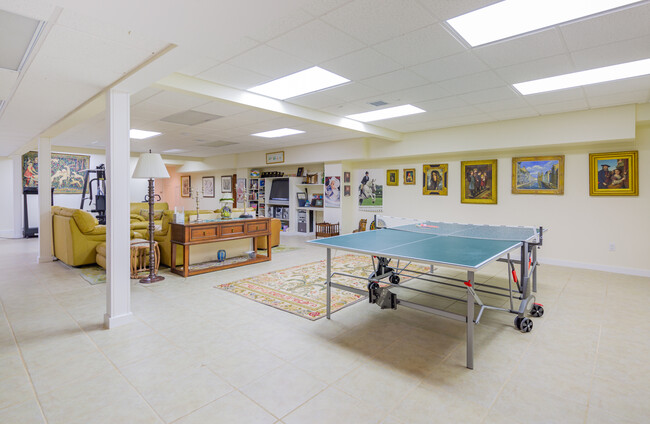Building Photo - 167 Jule Pond Dr