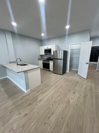 Building Photo - 3982 Superior Ave