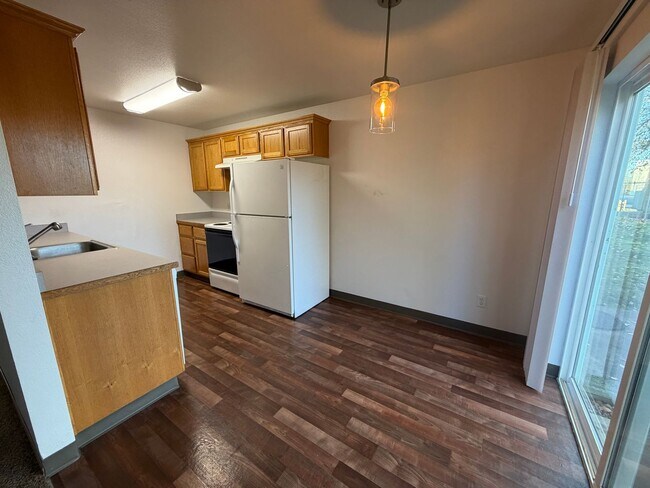 Building Photo - 188