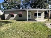 Building Photo - 526 St Leo Dr