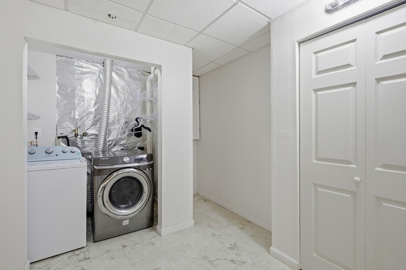 Building Photo - 514 Sourghum Ct