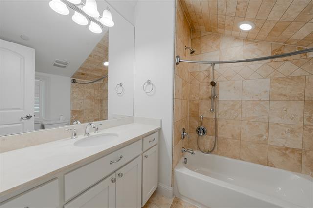 Building Photo - 4133 Hyer St