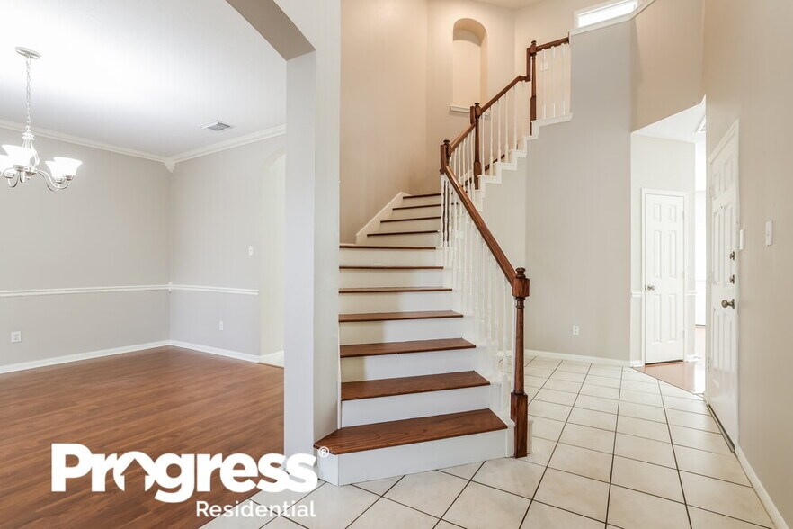Building Photo - 14518 Southern Magnolia Cir