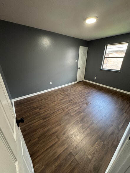 Building Photo - 4017 Jupiter Dr